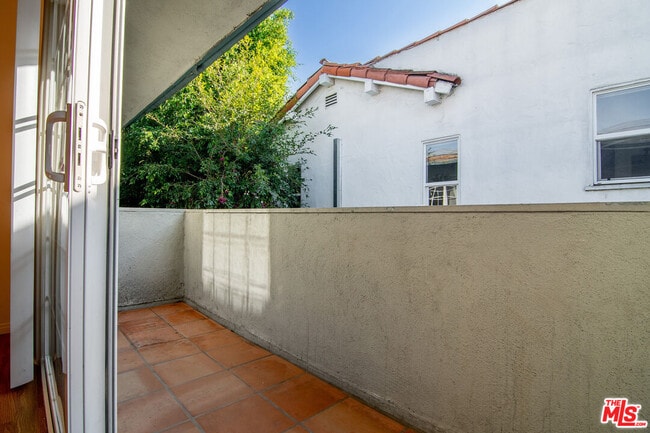 Building Photo - 1937 S Bedford St