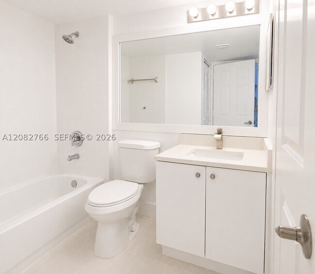 Building Photo - 2600 S University Dr