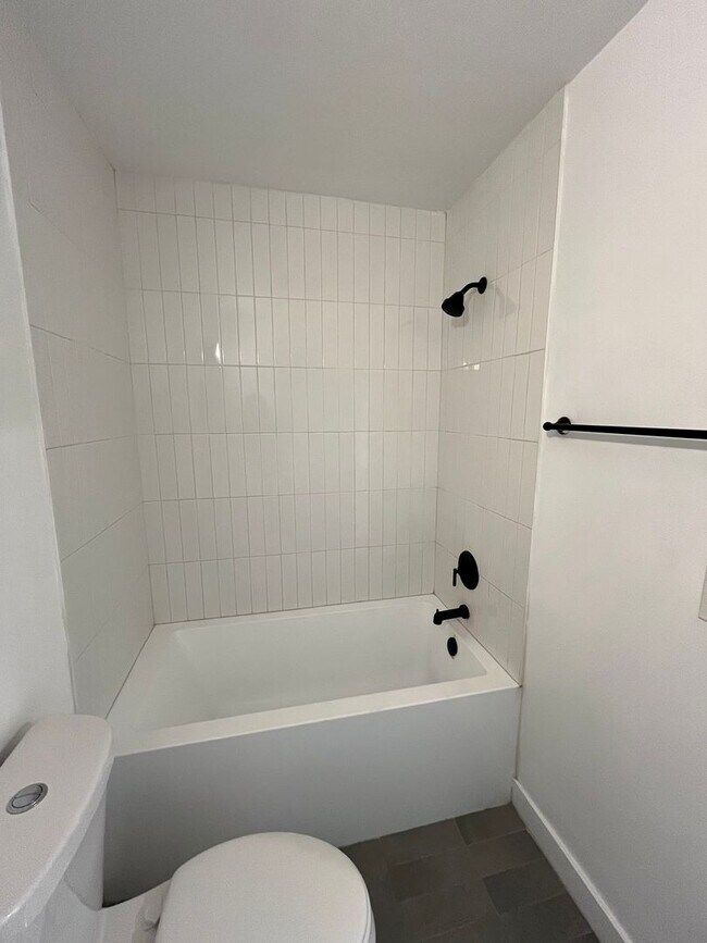 Building Photo - Individual Bungalows: All 1 bedroom/ 1 bat...