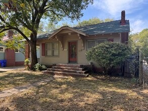 Building Photo - 512 S Crawford Ave