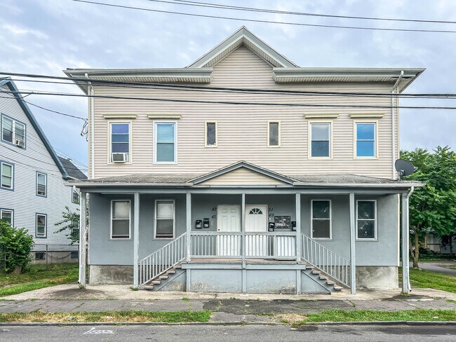 Primary Photo - 45 Ridge Ave