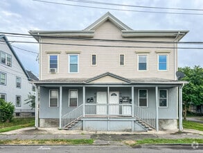 Building Photo - 45 Ridge Ave