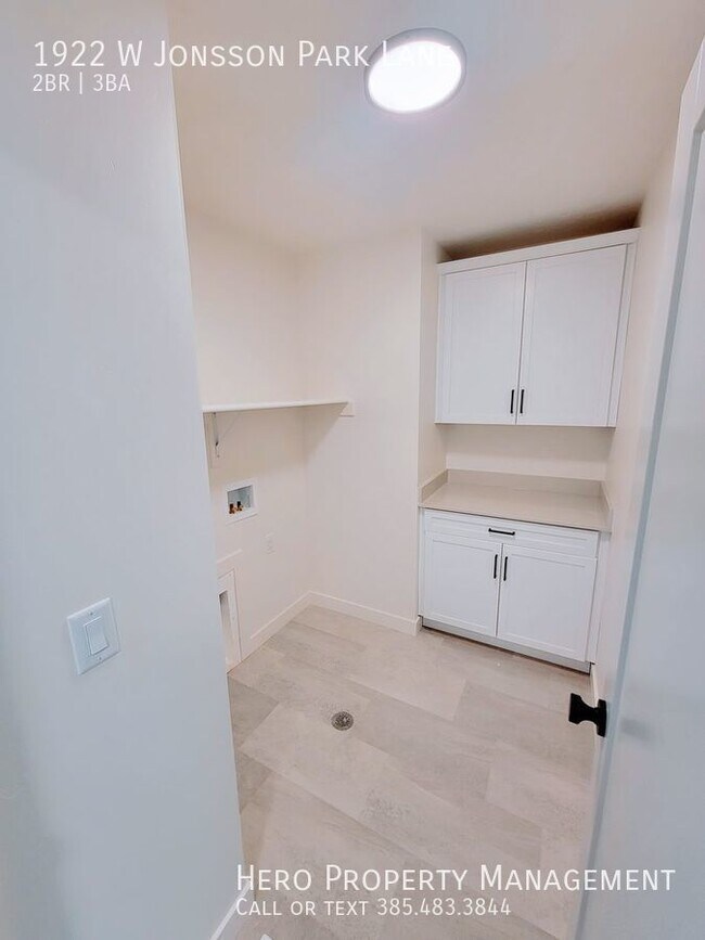 Building Photo - Gorgeous Lehi Townhome!!!