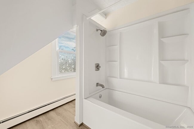 Building Photo - 120 Obtuse Hill Rd