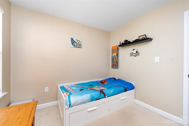 Building Photo - 1537 Tyger Brook Ln