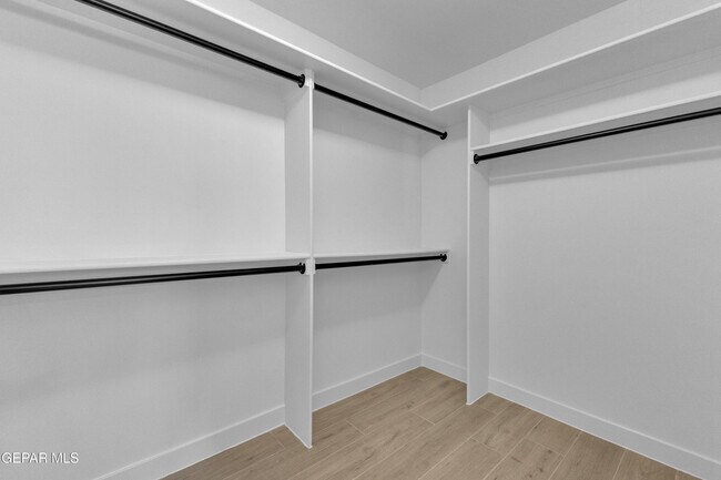 Building Photo - 5981 Ruidoso Downs St