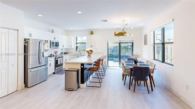 Building Photo - 24902 SW 107th Ave