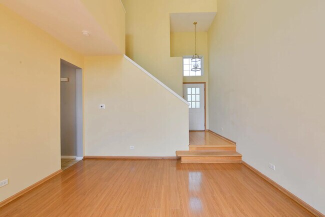 Building Photo - 3241 Pensbury Ct