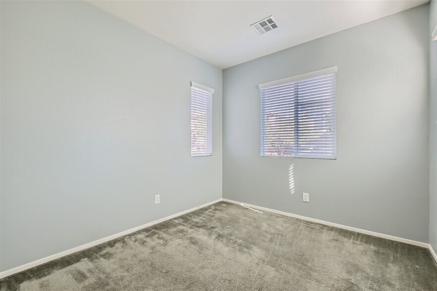 Building Photo - 10643 Forum Peak Ln