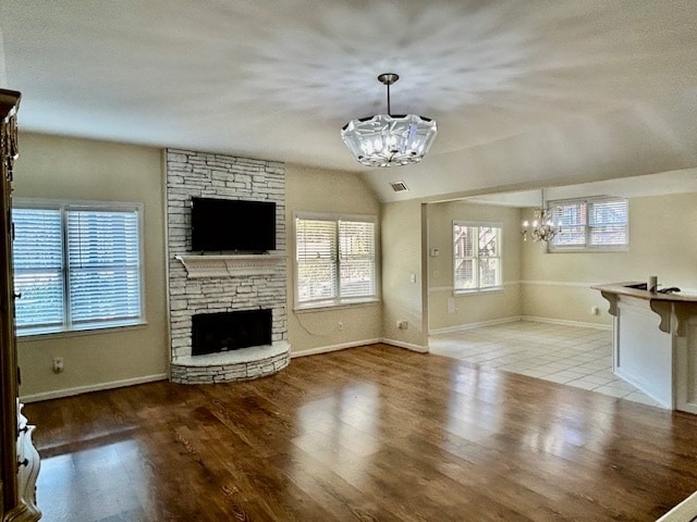 Great Room and eat in Dining with breakfast bar - 407 Clubview Dr