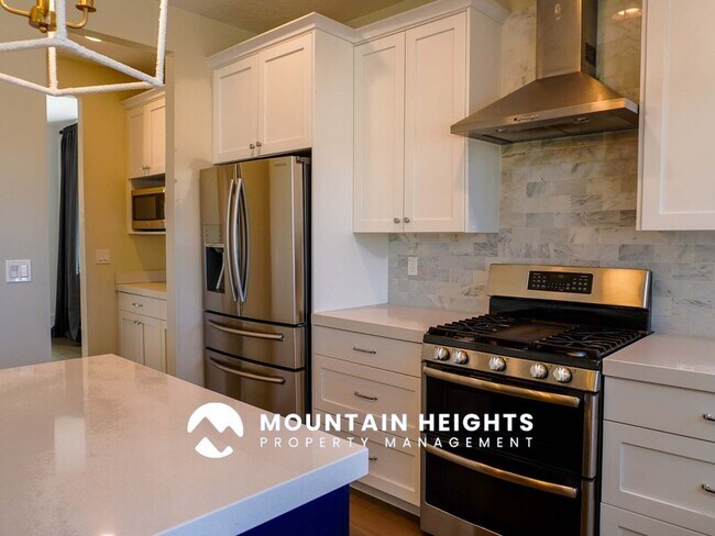 Building Photo - 2274 S 50 E