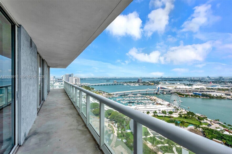 Building Photo - 50 Biscayne Blvd