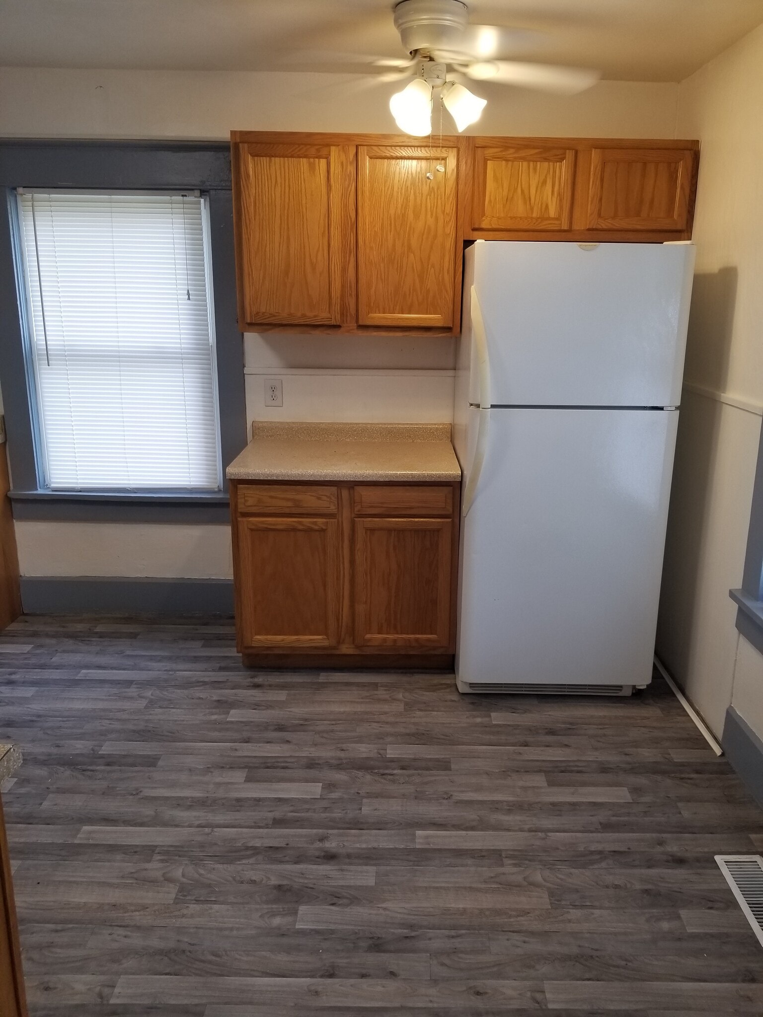 Building Photo - 3401 Hamilton Pl