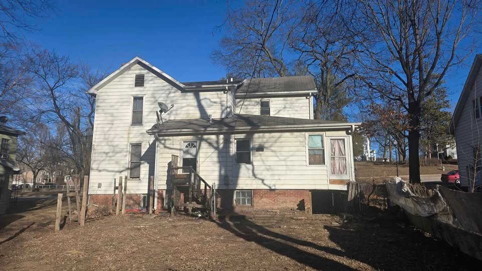 Building Photo - 222 S Broadway St