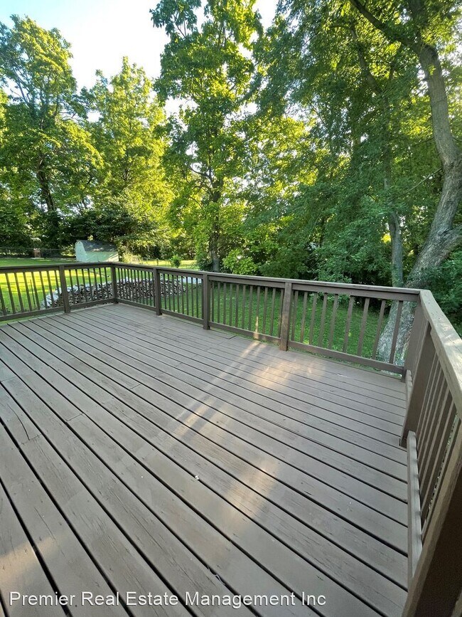 Building Photo - 3 br, 1 bath House - 2341 Blue Ridge Terrace
