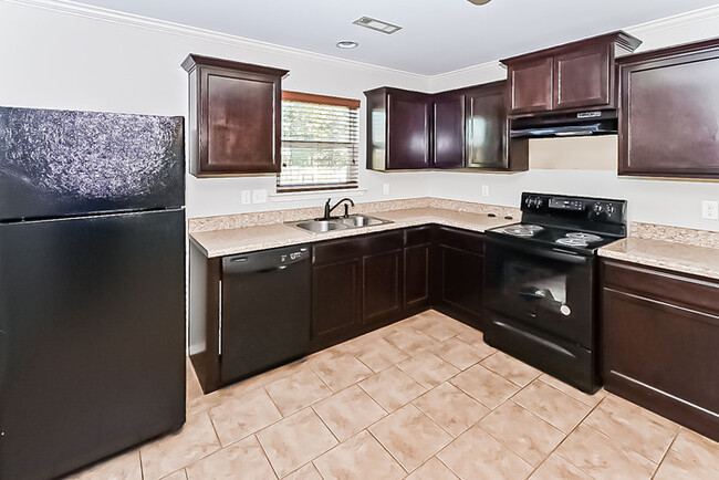 Building Photo - Cozy 3 Bedroom Home in Little Rock