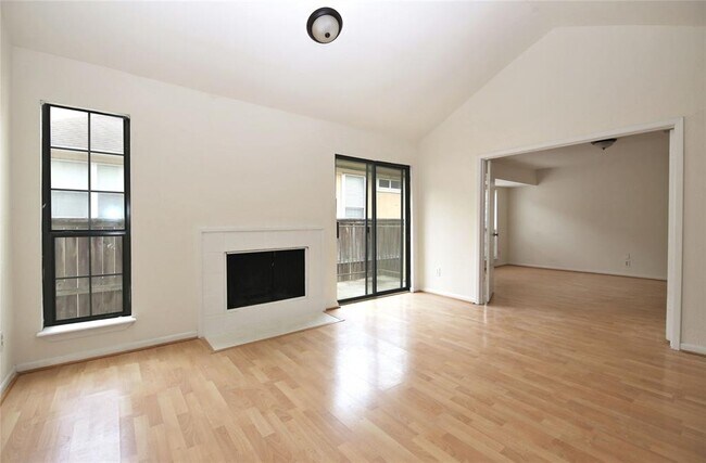 Building Photo - 777 Bering Dr