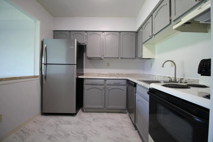 Building Photo - 5118 E Brigantine Ct