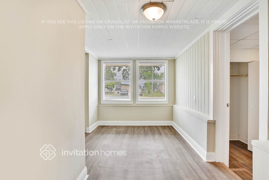 Building Photo - 5603 Cortez Dr