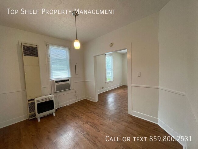 Building Photo - Quaint Two Bedroom House in Harrodsburg