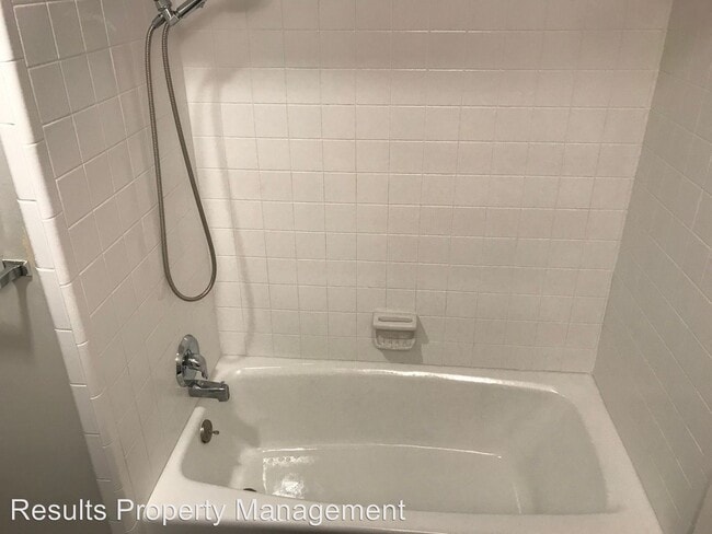 Building Photo - 501 W Haralson St