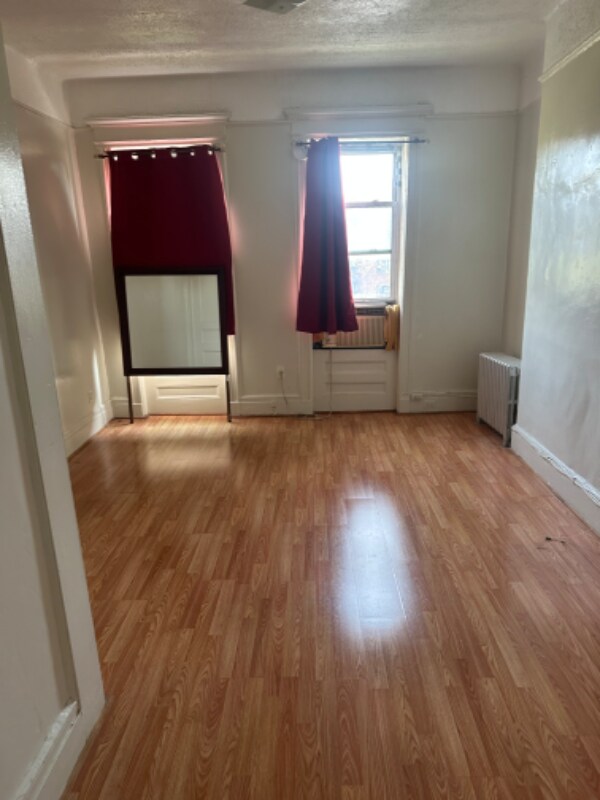 Building Photo - 255 Linden Blvd