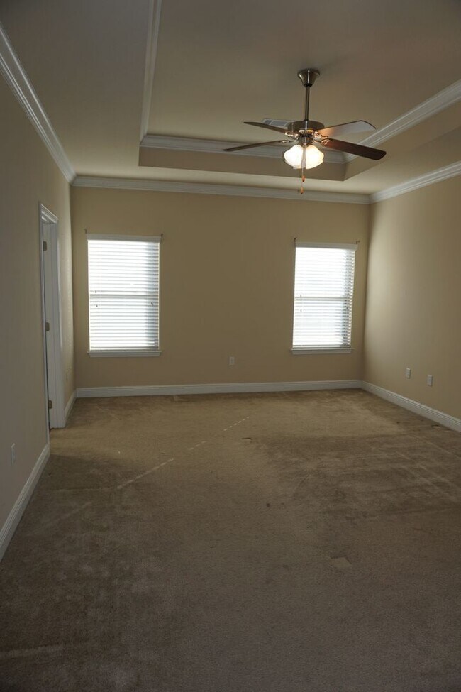 Building Photo - Crestivew: 4 Bedroom in Liberty Oaks