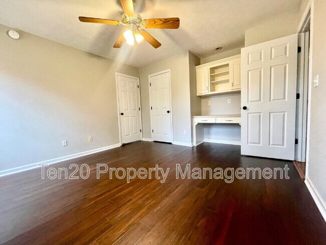 Building Photo - 177 Richardson Rd