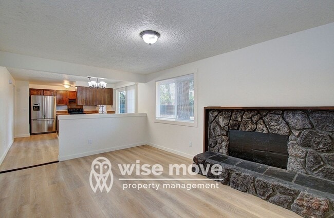 Building Photo - Newly Renovated 3 bedroom with HUGE yard