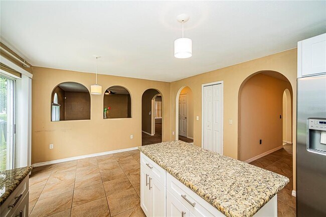 Building Photo - 3838 Stonefield Dr