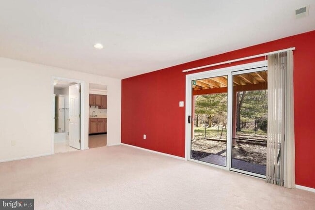 Building Photo - 8580 Dark Hawk Cir