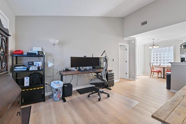 Building Photo - 1225 Westfield Ln