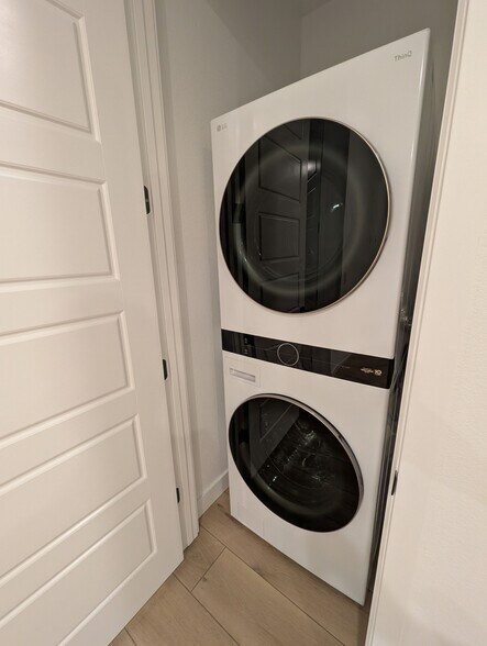 New in -unit LG ThinQ washer and dryer - 628 S Cecita Wy