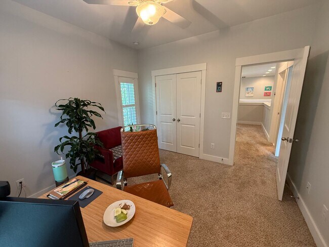 Building Photo - 3 Bedroom 2.5 Bath House in Moultrie Park ...