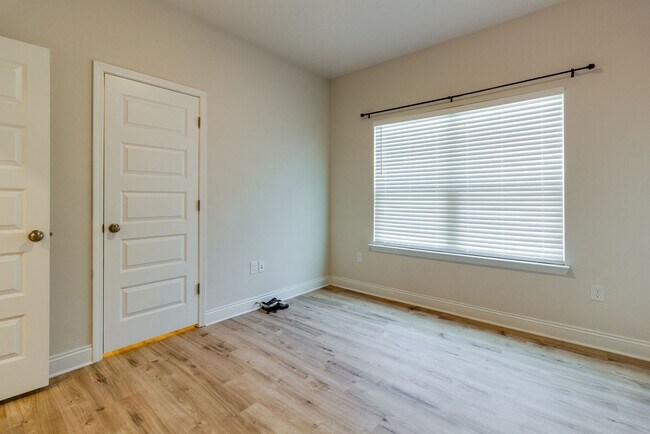 Building Photo - Turnkey 3 Bedroom Home in Firefly Community at Hammock Bay!