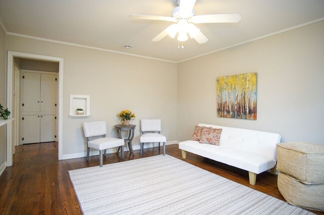 Building Photo - Gorgeous duplex unit on large lot with garage -- NO PETS ALLOWED