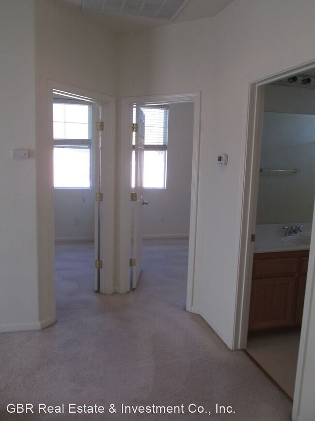 Building Photo - 4 br, 3 bath House - 710 Ward Way