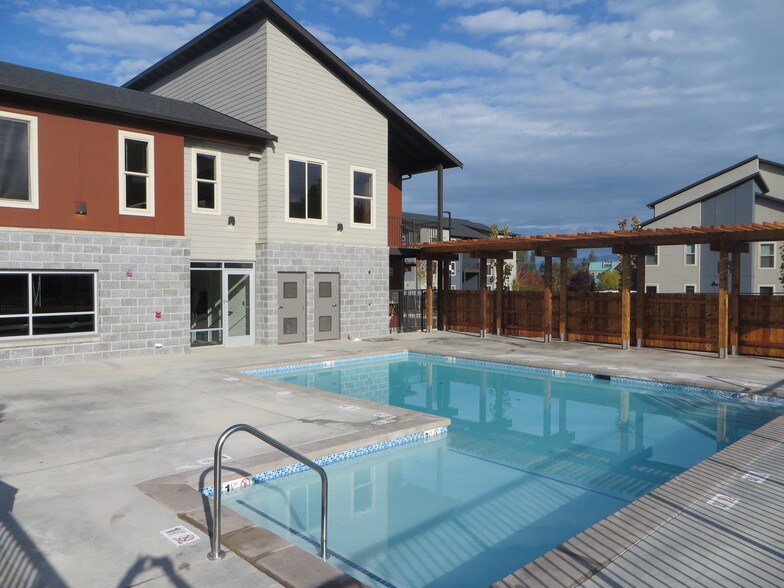 Park77 20227 77th Ave NE Arlington WA 98223 Apartment Finder