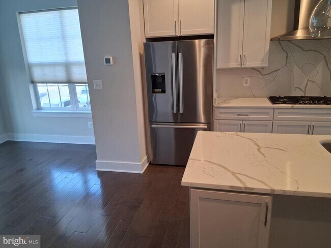 Building Photo - 5158 Ridgeview Retreat Dr