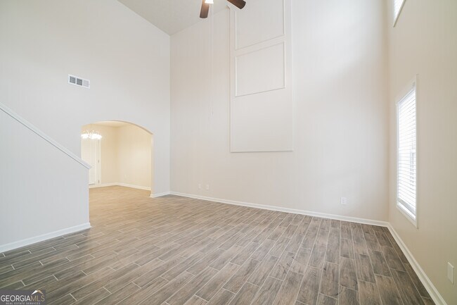 Building Photo - 4636 Egret Ct