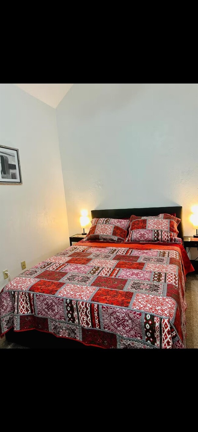 Building Photo - 1085 Ocala Rd