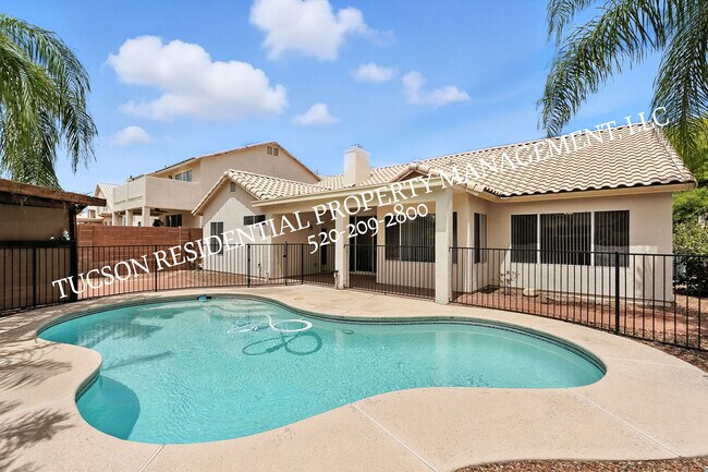 Building Photo - 11399 Silver Pheasant Loop