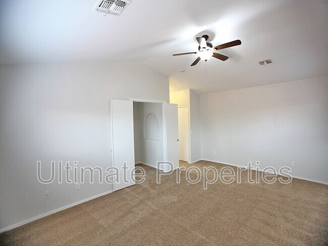 Building Photo - 12107 N 79th Dr