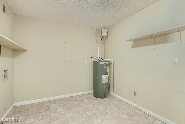 Building Photo - 4 br, 2.5 bath House - 4290 Steeplechase D...