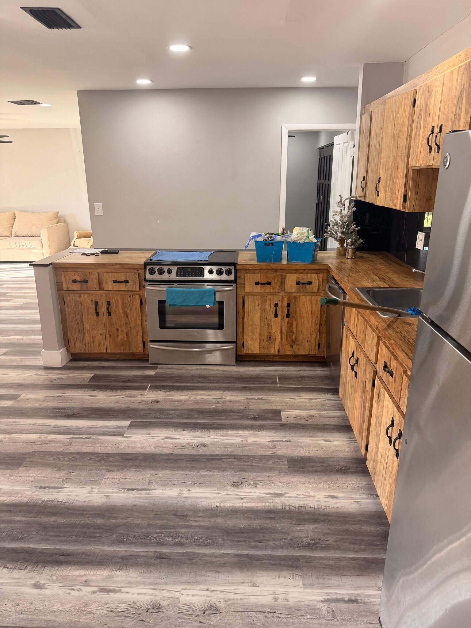 Building Photo - 7179 SW 22nd Pl