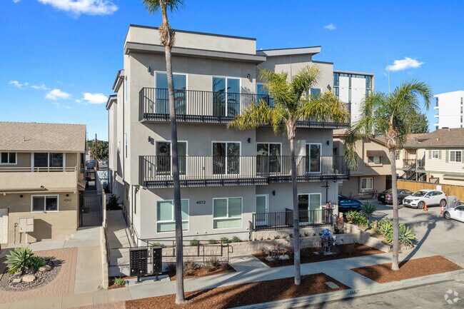 Summit on Georgia - 4070 Georgia St