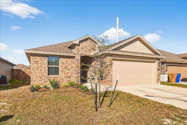 Building Photo - 1626 Comfy Wy