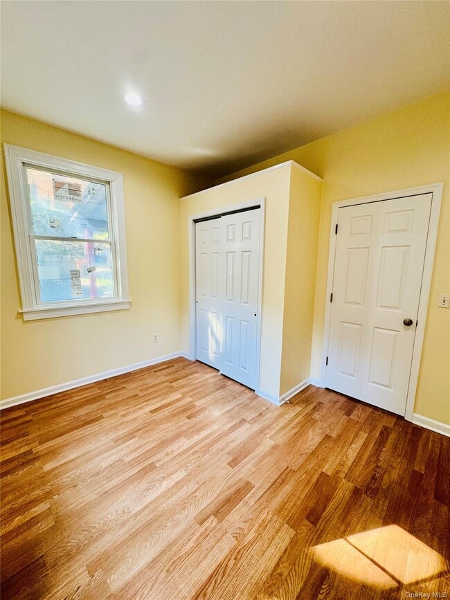 Building Photo - 8 Rockledge Ave