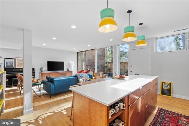 Building Photo - 11531 Hickory Cluster