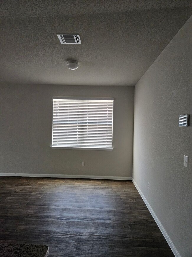 Building Photo - 4-Bedroom Home for Lease – Hutto, TX